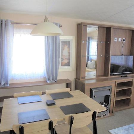 Kingfisher : Seabreeze:- 6 Berth, Enclosed Veranda, Close To Site Shop Ingoldmells Buitenkant foto