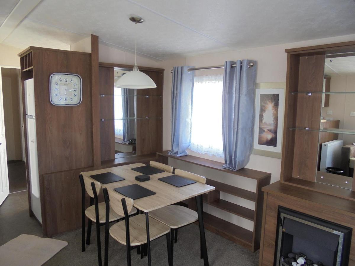 Kingfisher : Seabreeze:- 6 Berth, Enclosed Veranda, Close To Site Shop Ingoldmells Buitenkant foto