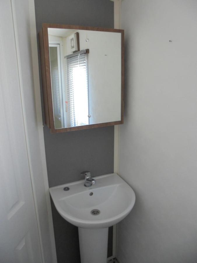 Kingfisher : Seabreeze:- 6 Berth, Enclosed Veranda, Close To Site Shop Ingoldmells Buitenkant foto